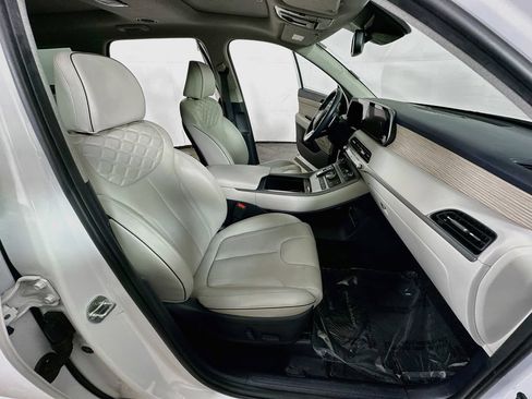 Used 2022 Hyundai Palisade Limited FWD image 12