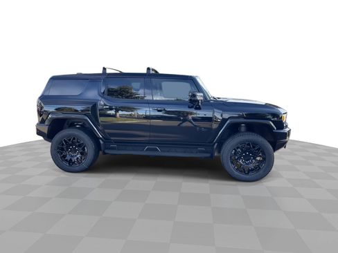 New 2026 GMC Hummer EV SUV w/ LPO, Roof Cross Rail Package AWD/4WD image 43