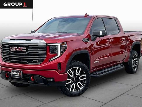 Used 2024 GMC Sierra 1500 AT4 w/ Technology Package AWD/4WD image 1