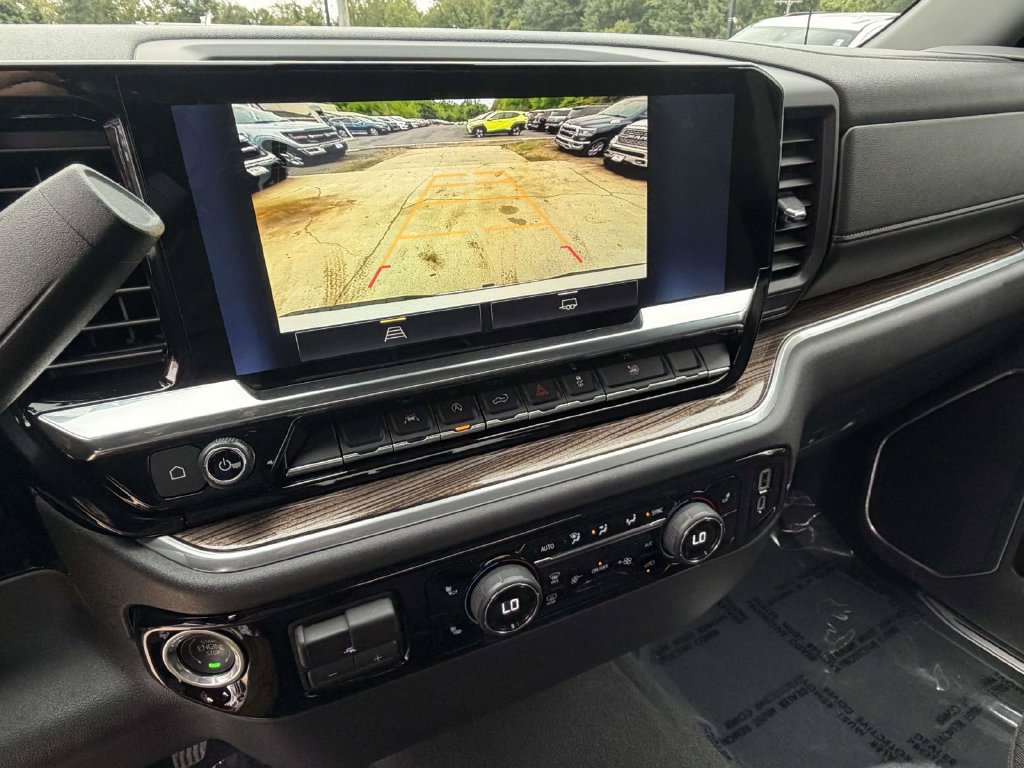 Used 2026 Chevrolet Silverado 1500 LT AWD/4WD image 18