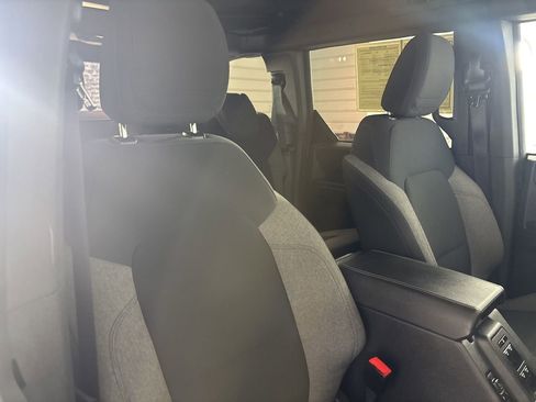 Used 2025 Ford Bronco Big Bend image 26