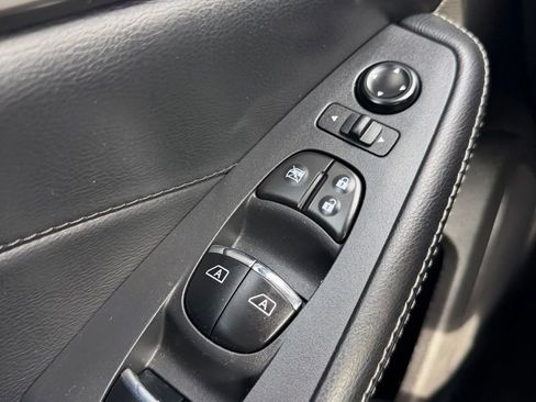 Used 2023 Nissan Maxima SV w/ Floor Mat Group FWD image 19