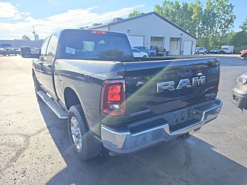 Used 2026 RAM 2500 Big Horn AWD/4WD image 5