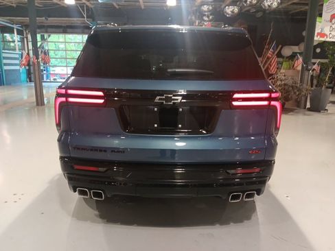 Used 2026 Chevrolet Traverse RS w/ LPO, Floor Liner Package AWD/4WD image 7
