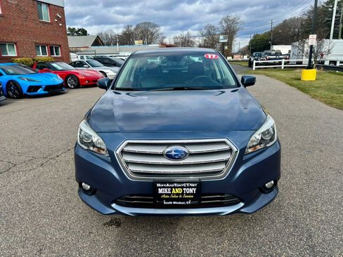 Used 2017 Subaru Legacy 2.5i Limited image 2