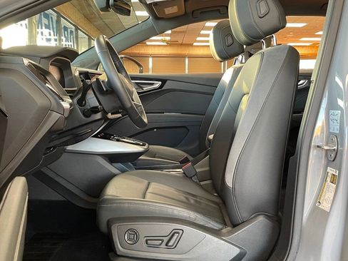 Used 2023 Audi Q4 e-tron Prestige w/ Black Optic Package image 13