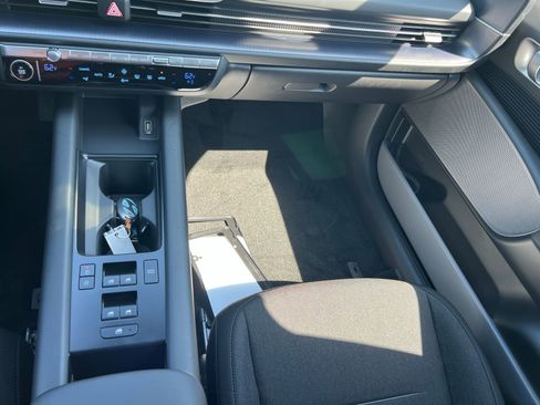 New 2025 Hyundai Ioniq 6 SE image 31