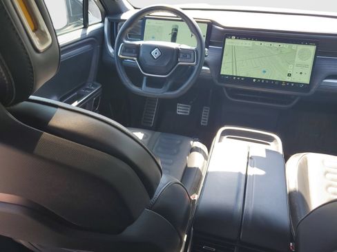 Used 2024 Rivian R1T Adventure AWD/4WD image 11