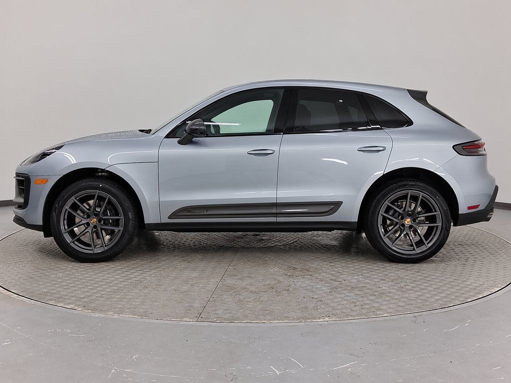 Used 2026 Porsche Macan Turbo AWD/4WD image 2