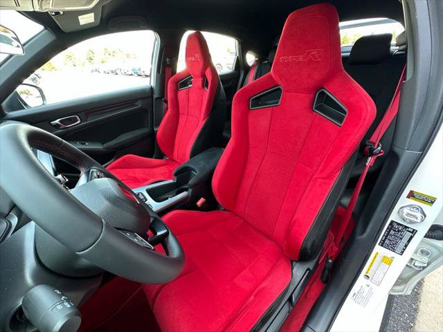 Used 2026 Honda Civic Type R image 7