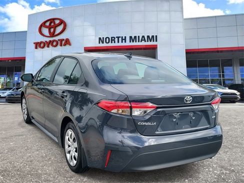 Used 2025 Toyota Corolla LE image 3