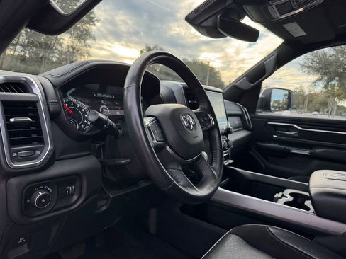Used 2024 RAM 1500 Laramie image 34