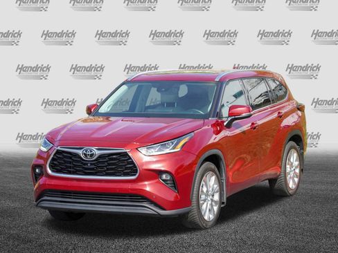 Used 2022 Toyota Highlander Limited image 5