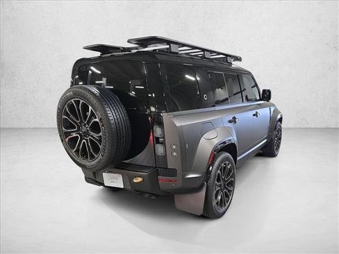 New 2026 Land Rover Defender 110 OCTA image 5