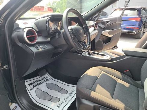 Used 2024 Chevrolet Trax RS w/ Driver Confidence Package FWD image 14