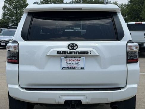 Used 2024 Toyota 4Runner SR5 Premium w/ Moonroof Package AWD/4WD image 5