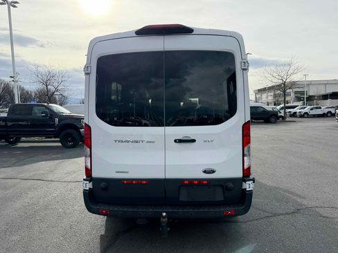 Used 2018 Ford Transit 350 XLT image 6