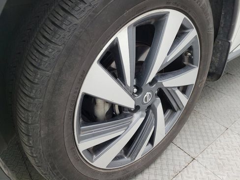 Used 2018 Nissan Murano Platinum w/ Cargo Package image 31