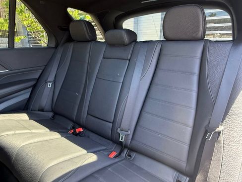 Used 2024 Mercedes-Benz GLE 450 4MATIC image 29