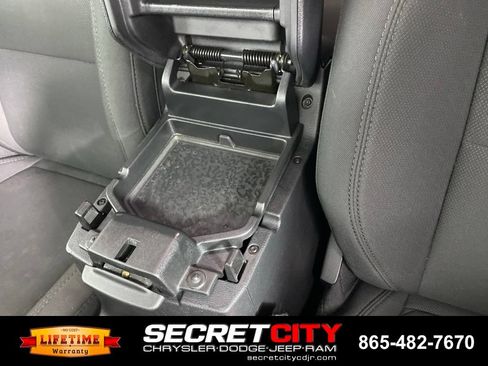 Used 2021 Jeep Wrangler Sport AWD/4WD image 24