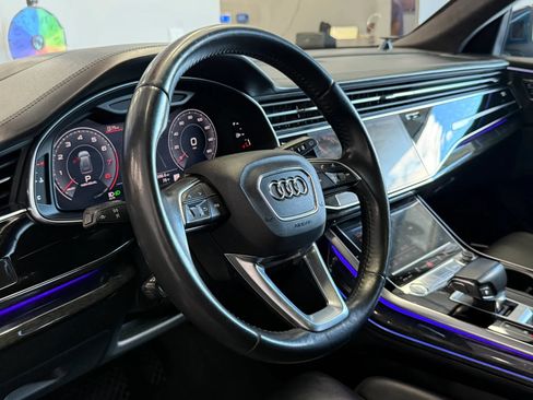 Used 2019 Audi Q8 Prestige AWD/4WD image 8