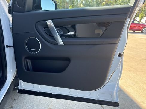 Certified 2024 Land Rover Discovery Sport S AWD/4WD image 15