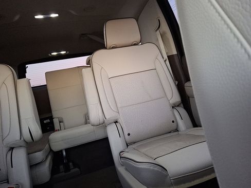 Certified 2021 GMC Yukon XL Denali image 20