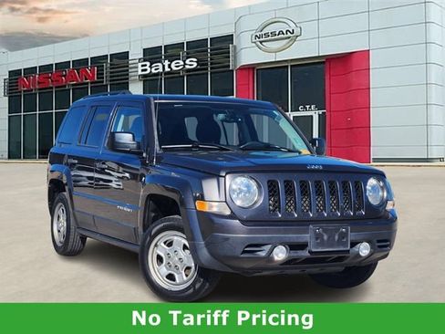 Used 2016 Jeep Patriot Sport image 1