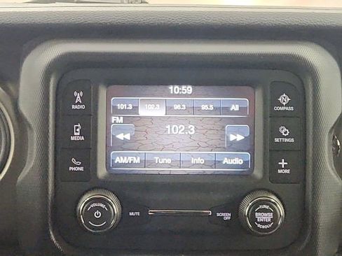 Used 2018 Jeep Wrangler Unlimited Sport S image 13