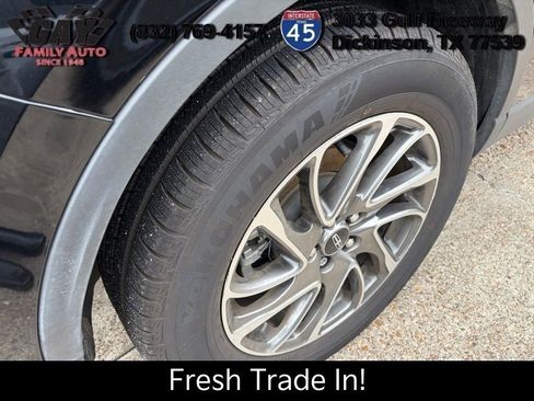 Used 2022 Lincoln Corsair Standard w/ Equipment Group 101A image 8