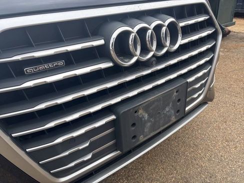 Used 2017 Audi Q7 3.0T Premium Plus w/ Premium Plus Package image 13