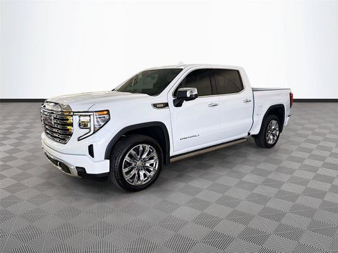 Used 2026 GMC Sierra 1500 Denali AWD/4WD image 3