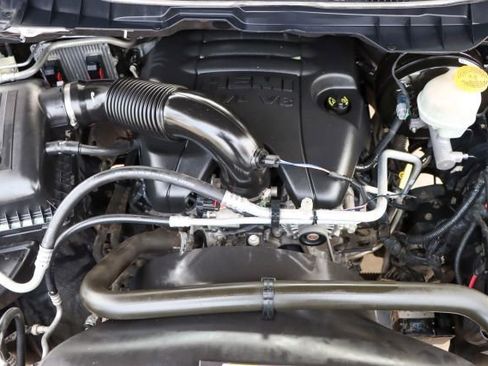 Used 2018 RAM 1500 Lone Star image 41