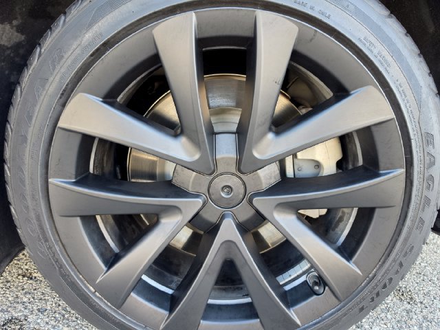 Used 2022 Tesla Model 3 Long Range AWD/4WD image 24