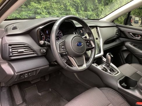 Used 2022 Subaru Outback Premium AWD/4WD image 11