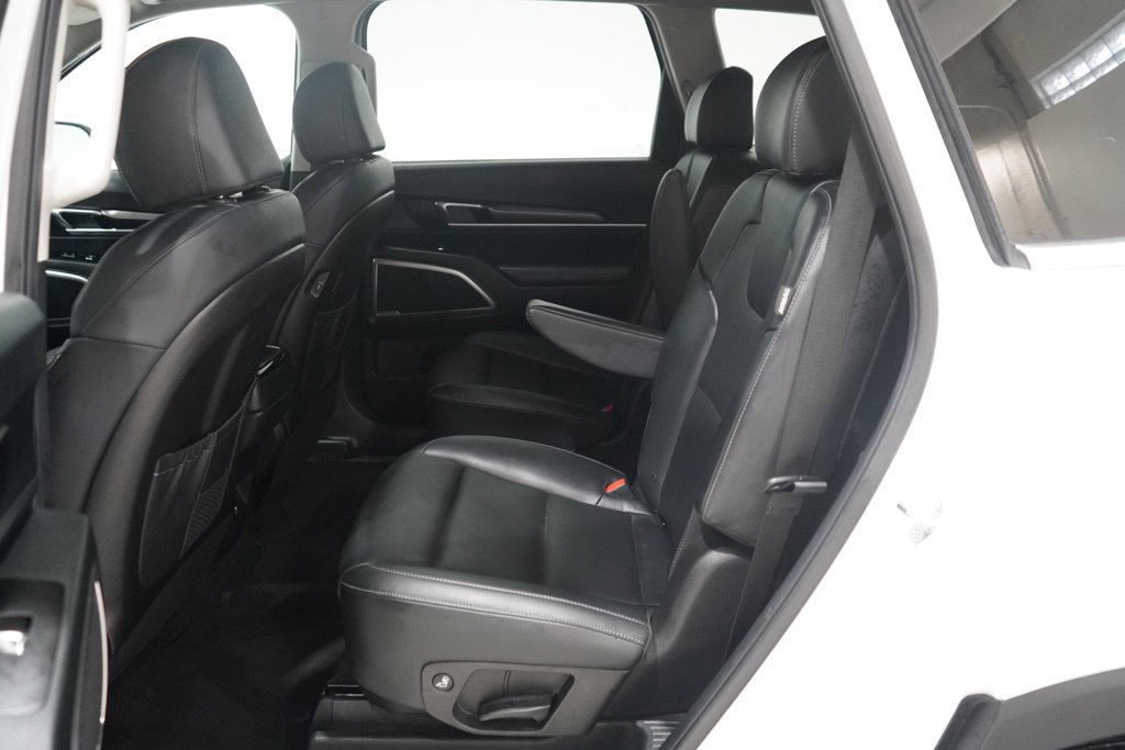 Used 2025 Kia Telluride S AWD/4WD image 32