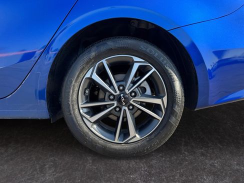 Used 2024 Kia Forte LXS FWD image 14
