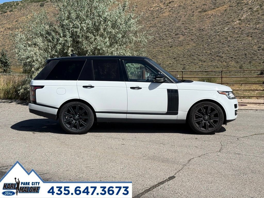 Used 2017 Land Rover Range Rover Supercharged AWD/4WD image 6