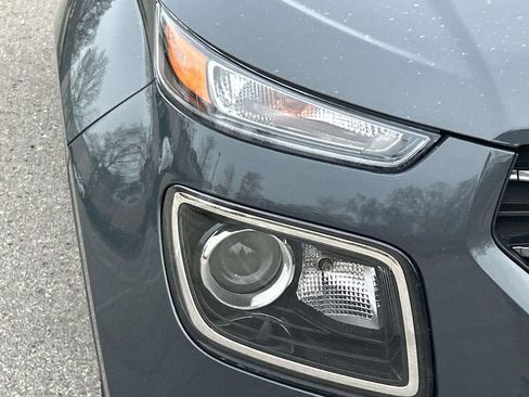 New 2026 Hyundai Venue SEL image 9