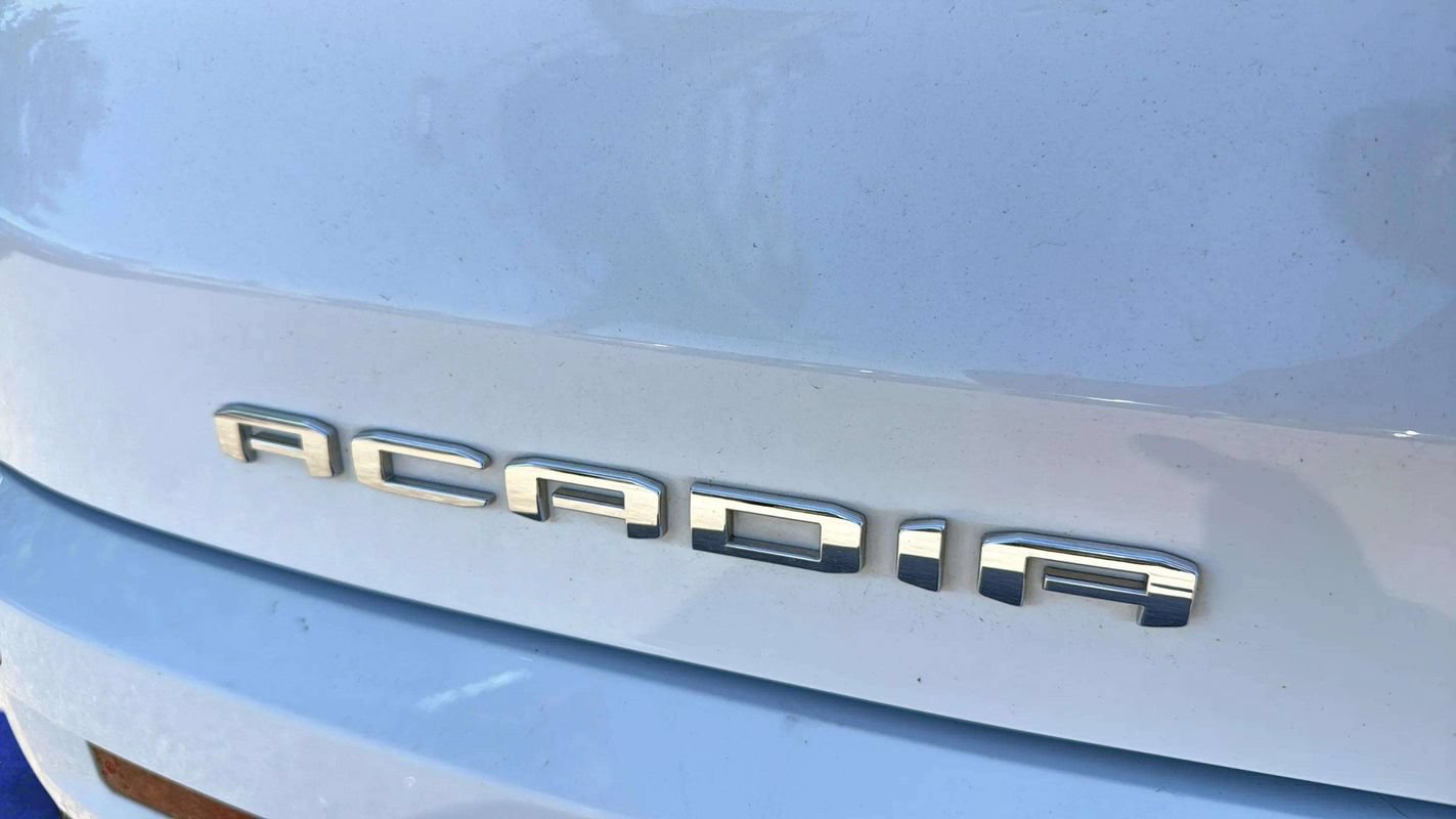 Used 2023 GMC Acadia Denali AWD/4WD image 23