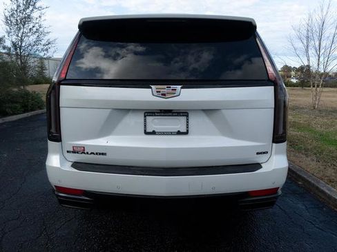 Used 2023 Cadillac Escalade Sport image 4