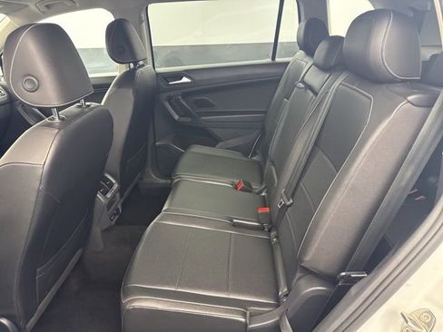 Used 2021 Volkswagen Tiguan SEL image 17