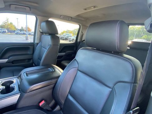 Used 2015 Chevrolet Silverado 1500 LTZ Z71 w/ LTZ Plus Package AWD/4WD image 20