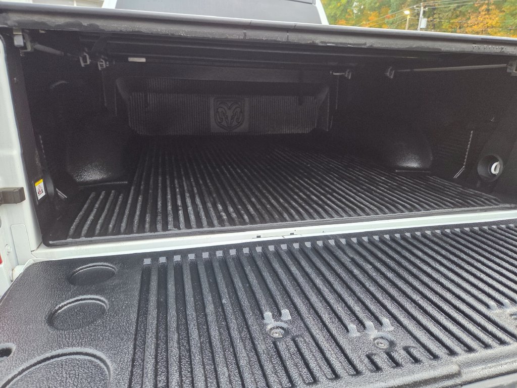 Used 2022 RAM 1500 Warlock AWD/4WD image 20
