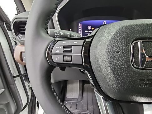 New 2026 Honda Pilot Touring image 27