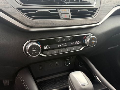 New 2025 Nissan Altima 2.5 SL image 29