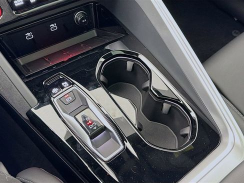 New 2025 Audi SQ5 Premium Plus image 17