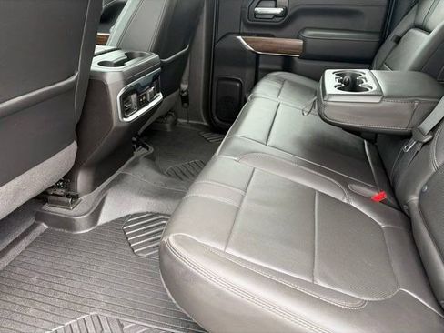 Used 2022 Chevrolet Silverado 2500 High Country w/ Technology Package AWD/4WD image 30