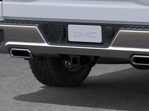 New 2026 GMC Sierra 1500 SLE image 15