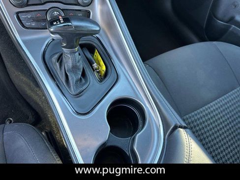 Used 2019 Dodge Challenger R/T Scat Pack w/ Shaker Package image 32